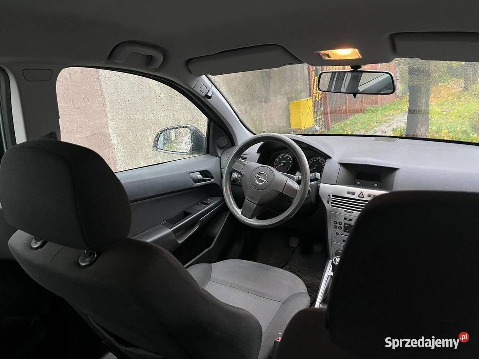 Opel Astra H 16 benzyna bezwypadkowa polski Łódź