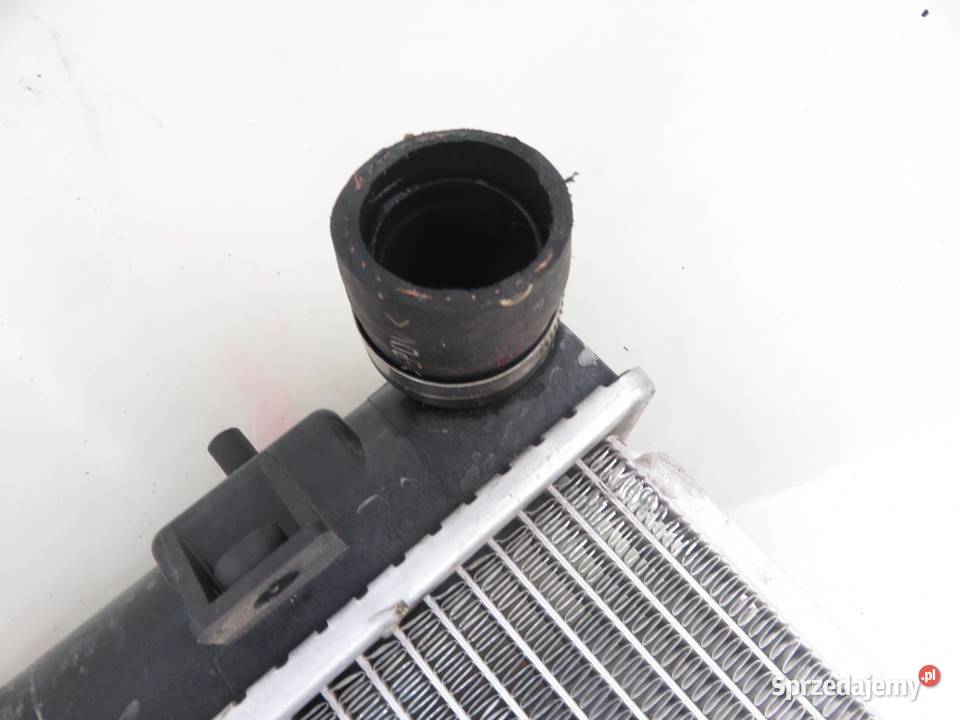 CHŁODNICA WODY SUBARU FORESTER II 20 osobowe