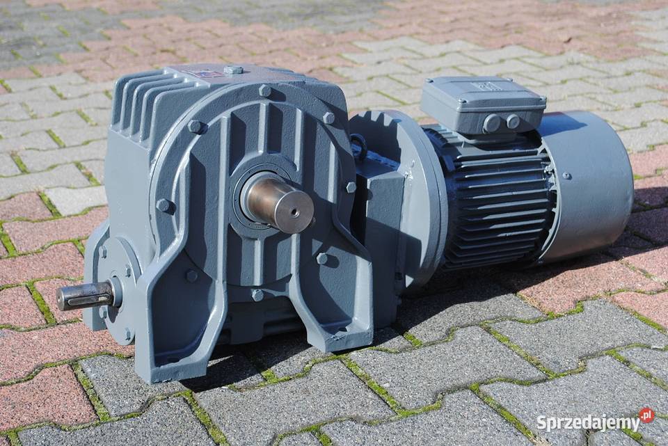 Motoreduktor kątowy 25kw 8obrmin Kargowa