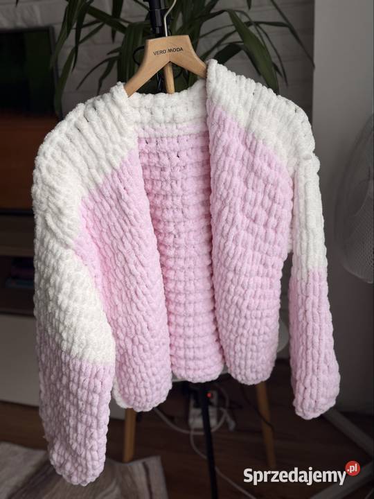 Miękki puszysty sweter Swetry i golfy