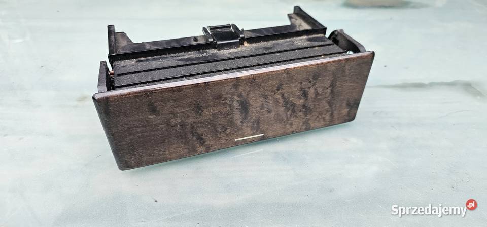 Schowek pod radio avantgarde mercedes w210 osobowe Zbąszyń