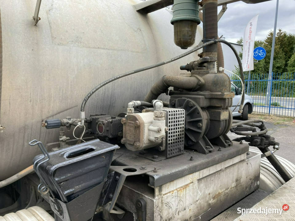 Mercedes Atego Atego716 Toitoi dowywozu WC centralny zamek