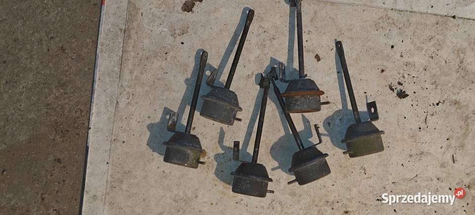 Siłownik podciśnieniowy żaluzji chłodnicy M47 Siechnice