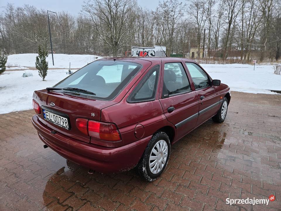 Ford Escort 16 benzyna 2000 1 właściciel Łódź