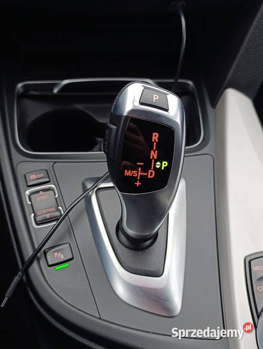 Bmw F31 320D LCI z 2017 roku gniazdo SD