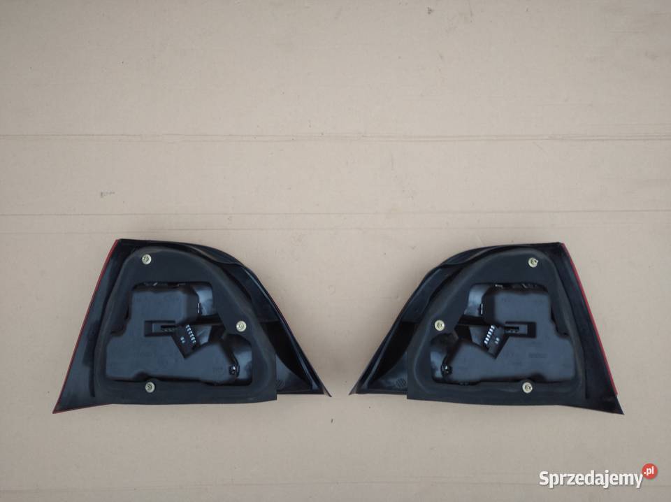 Rover 25 lampa prawy tył prawa tylna tylnia lampy tylne Jarocin