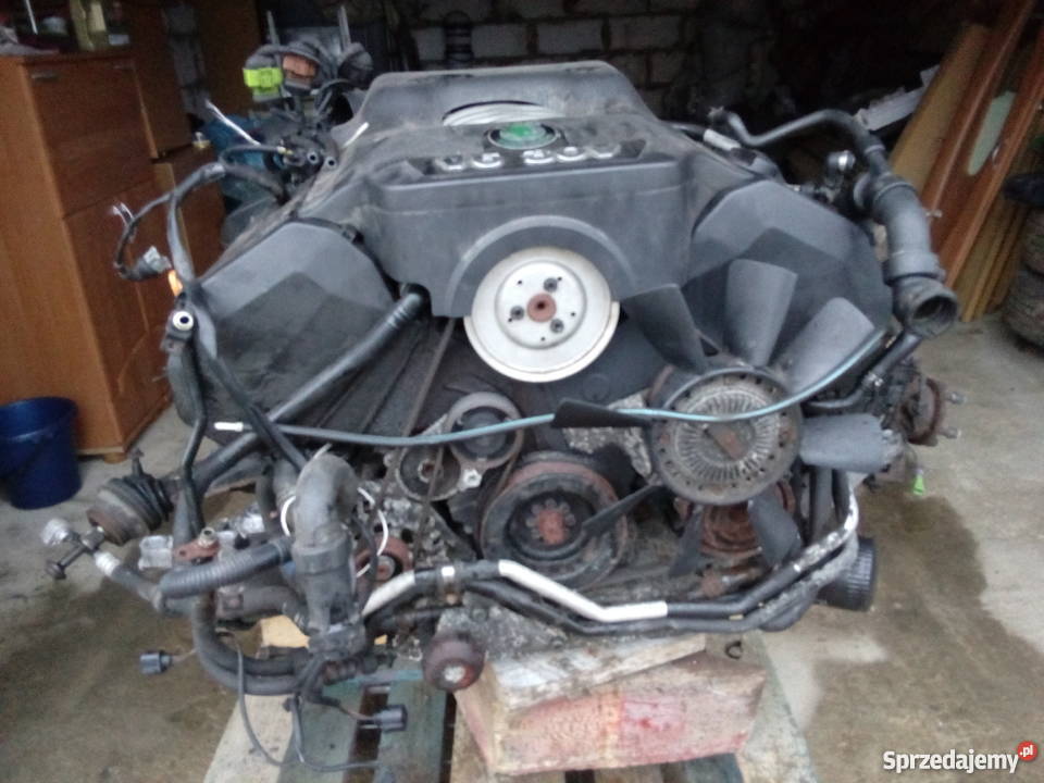 Sprzedam silnik 28 30V z Skody Superb Bełchatów
