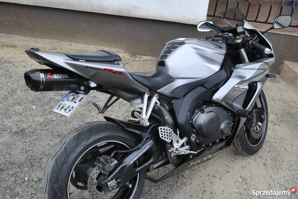 Honda cbr 1000rr lift sc57b Rok produkcji 2005 Lubraniec