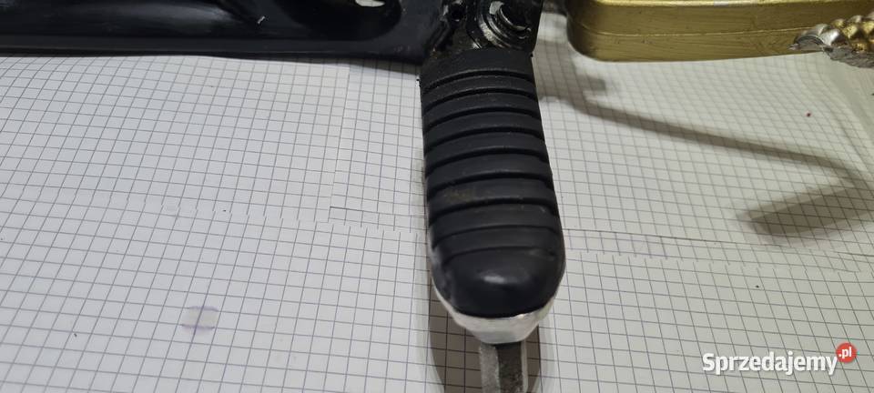Suzuki GSR 600 set prawy podnóżek Warszawa sprzedam