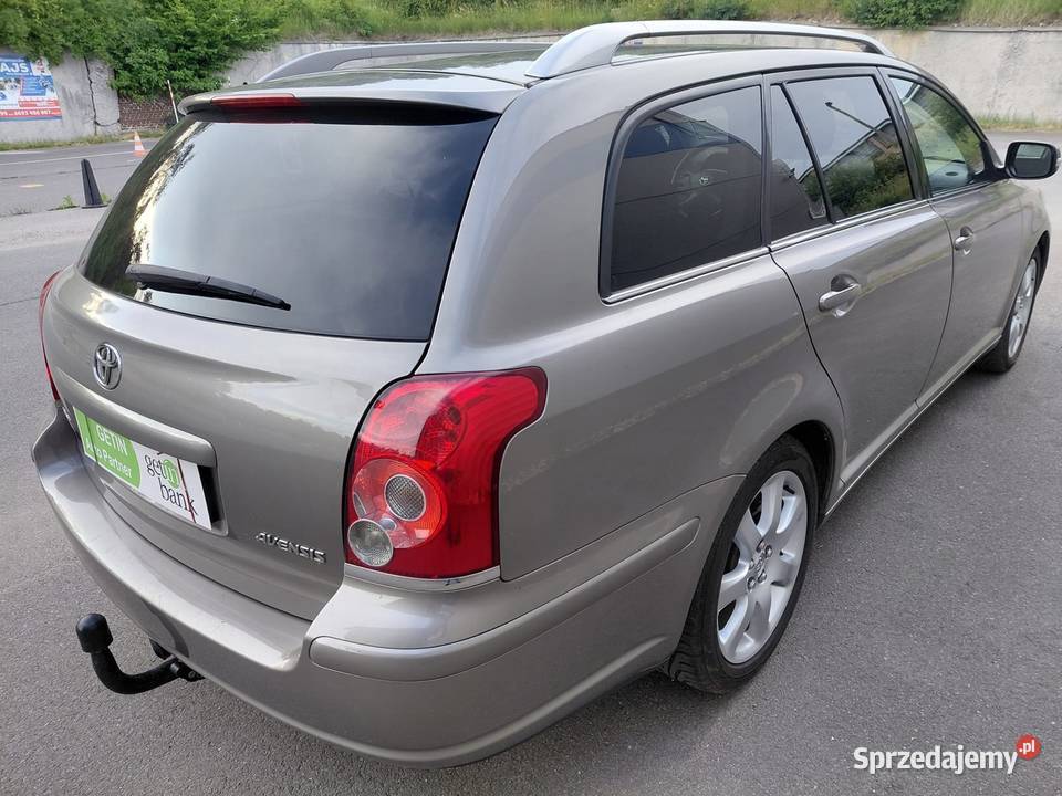 TOYOTA AVENSIS XI2006r 2016V 147 175 Automat Kombi sprzedam