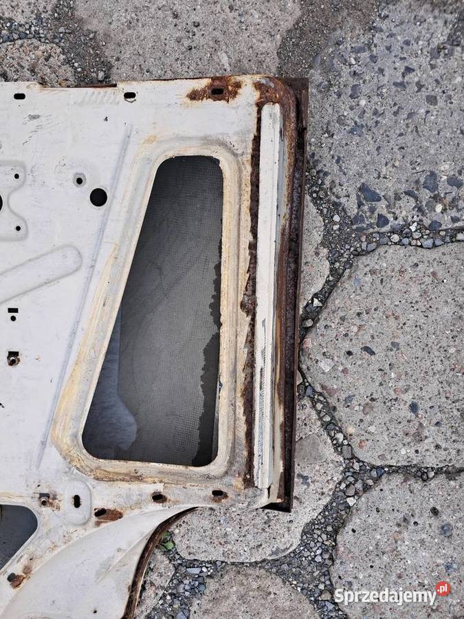 DRZWI LEWE TYLNE MERCEDES W110 SKRZYDLAK Cieszyn