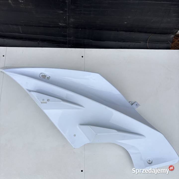 OSŁONA PRZÓD OWIEWKA LEWA KIERUNKOWSKAZ YAMAHA