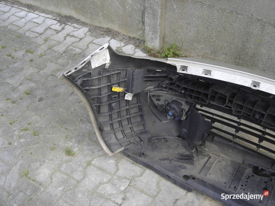 Zderzak Scenic 2 0509r osobowe wielkopolskie Nowe Skalmierzyce