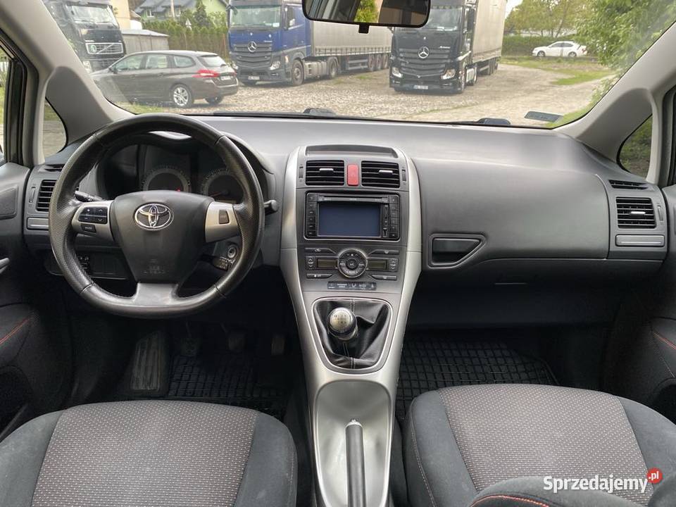 Toyota Auris 2011 Auris Marki