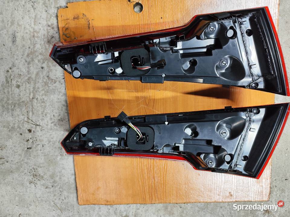 Lampy tył Audi Q5 2021 LED prawa lewa Rudnik nad Sanem