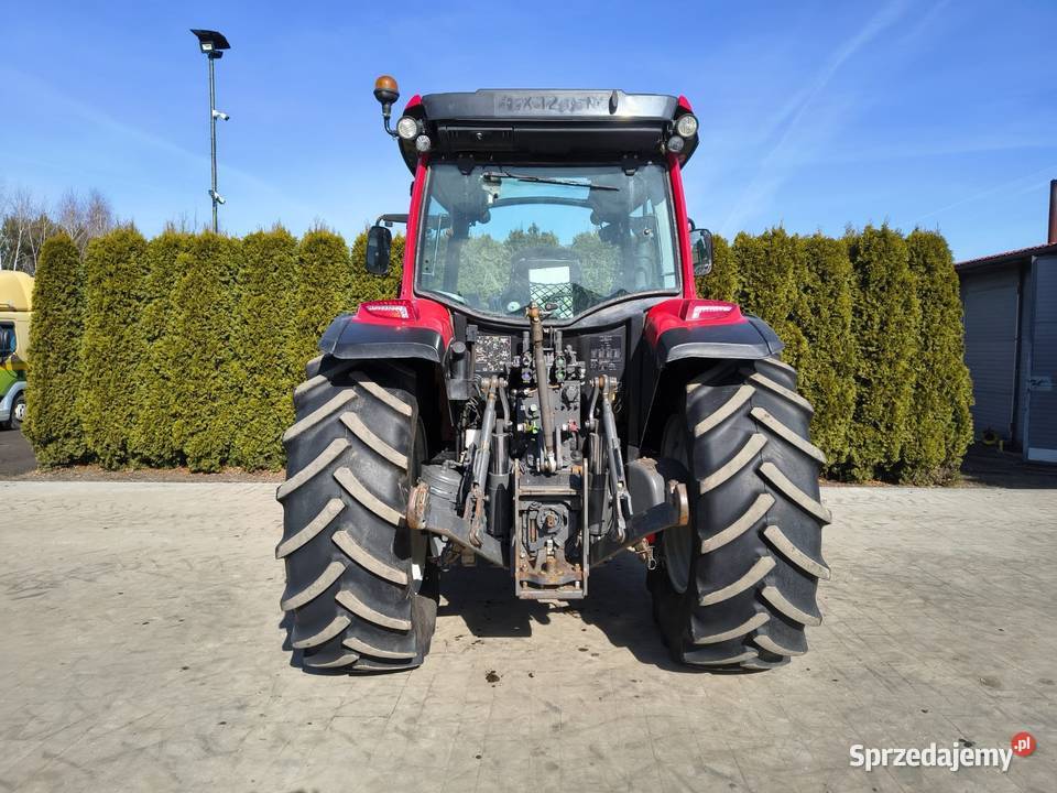 Valtra A134 z ładowaczem Grabów Szlachecki