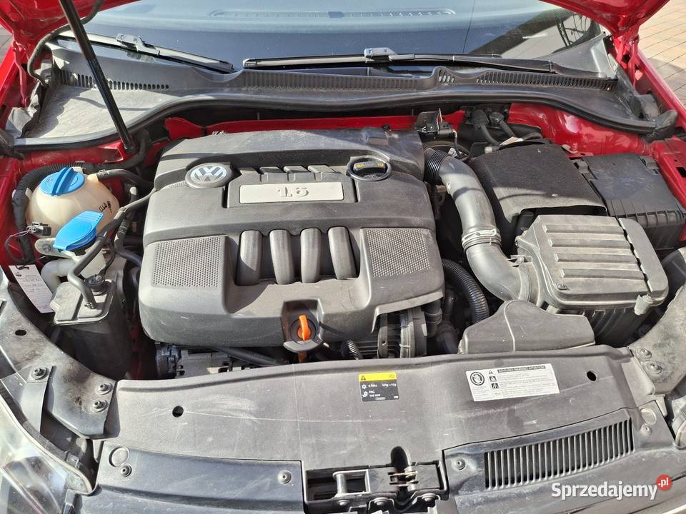 Sprzedam Volkswagen Golf 16 benzyna Tomice
