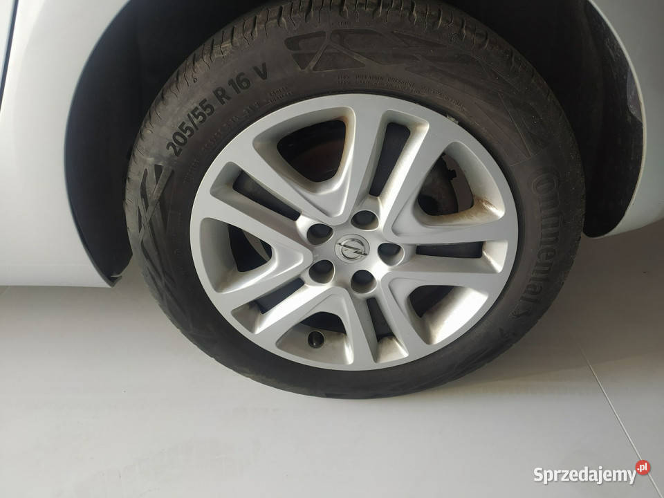 Opel Astra Enjoy 14 125 salon Bezwypadkowy bluetooth łódzkie