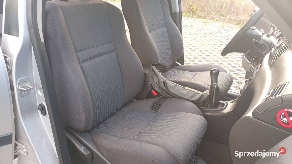 Toyota Corolla 2004 klimatyzacja16 benzyna Corolla Warszawa