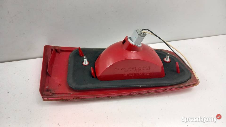 MAZDA 2 DY LAMPA TYŁ PRAWA W KLAPĘ Oświetlenie Zbierkowo