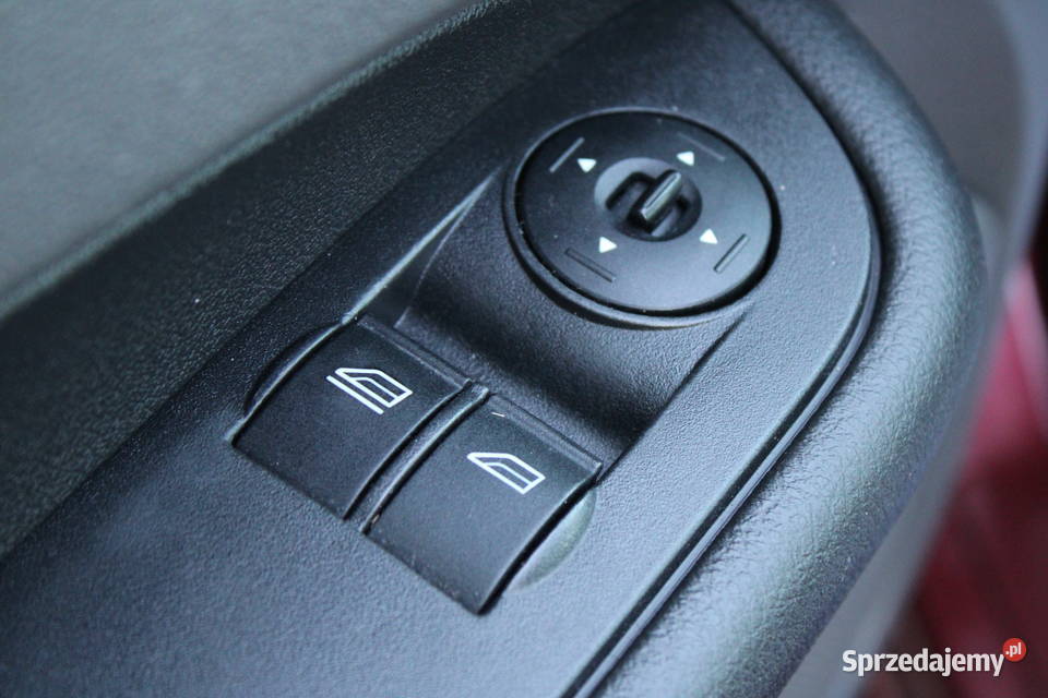 FORD FOKUS KOMBI 20 BENZYNA 2006r manualna Margonin