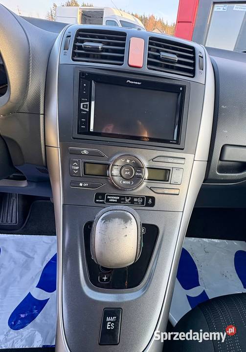 Toyota Auris 16 benzyna Automat Klima super stan Rok produkcji 2007 Auris Lębork