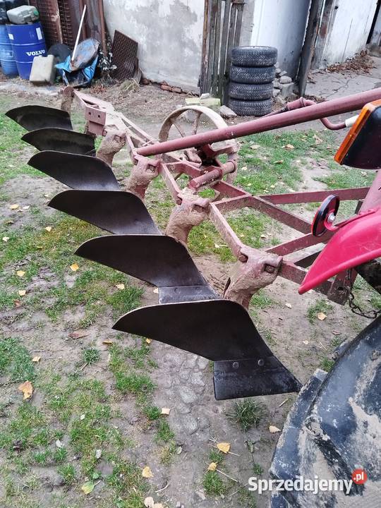 Pług 6 skibowy podorywkowy Gutanów