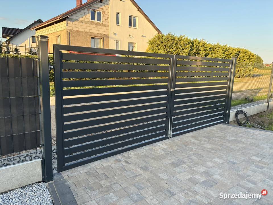Brama dwuskrzydłowa w kolorze antracyt Gorzów Wielkopolski