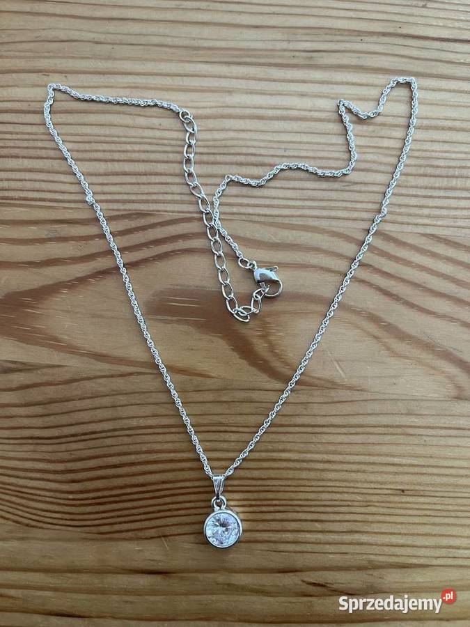 Srebrny wisiorek kółeczko z cyrkonią na Dla kobiet pomorskie Gdańsk sprzedam