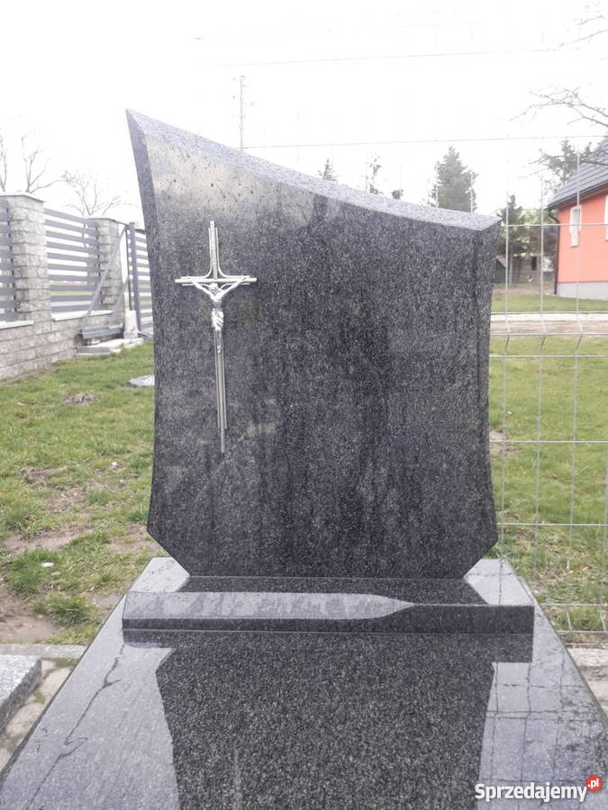 Nagrobek impala Strzegom