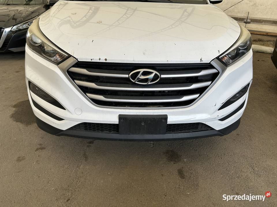 Sprzedam Hyundai Tucson benzyna 20 4x4 automat sprzedam