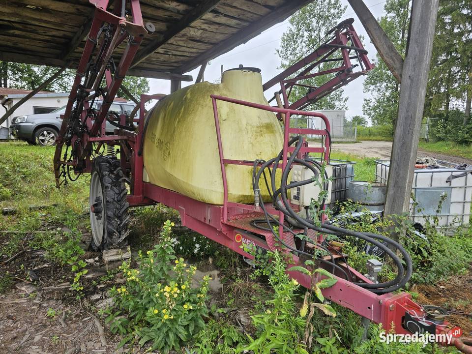 Sprzedaż sprzętu rolniczego Janów Podlaski Valtra Wygoda
