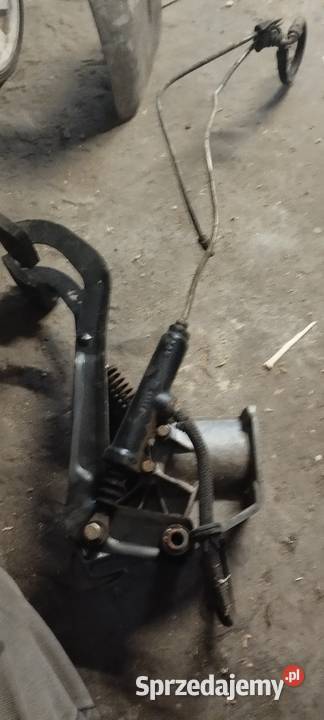 Pedał hamulca Mercedes w 123 24D Pozostałe małopolskie Tarnów