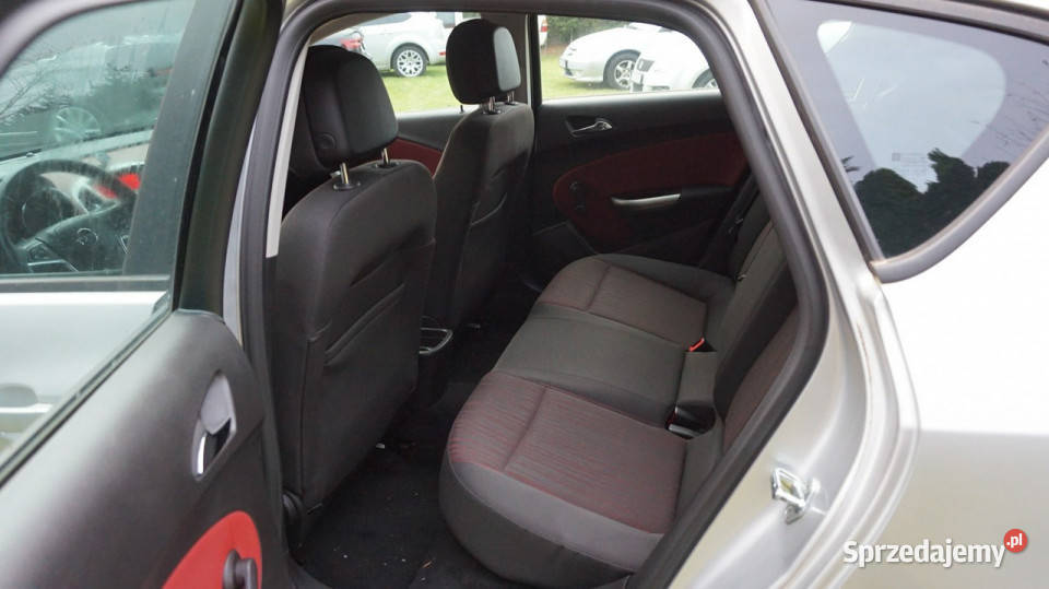 Opel Astra z Niemiec zarejestrowana super lakier metallic Zielona Góra