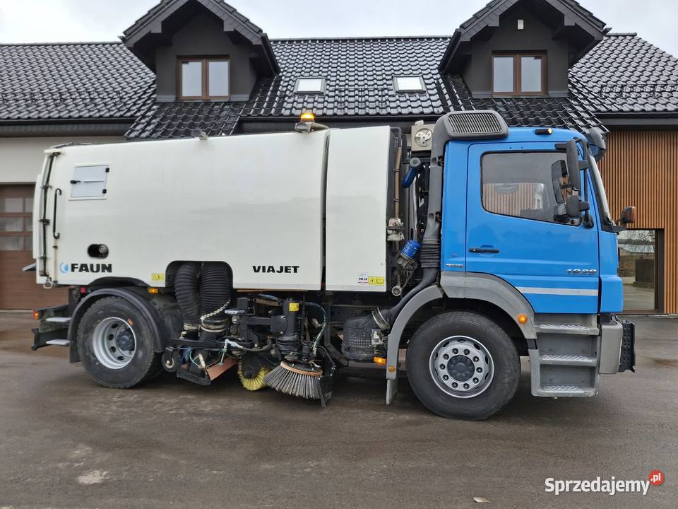 MercedesBenz Axor 1829 Zamiatarka FAUN Euro 5 76166km pomorskie