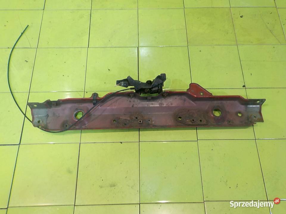 TOYOTA PRIUS II HB 5D 06r pas przedni gorny sprzedam