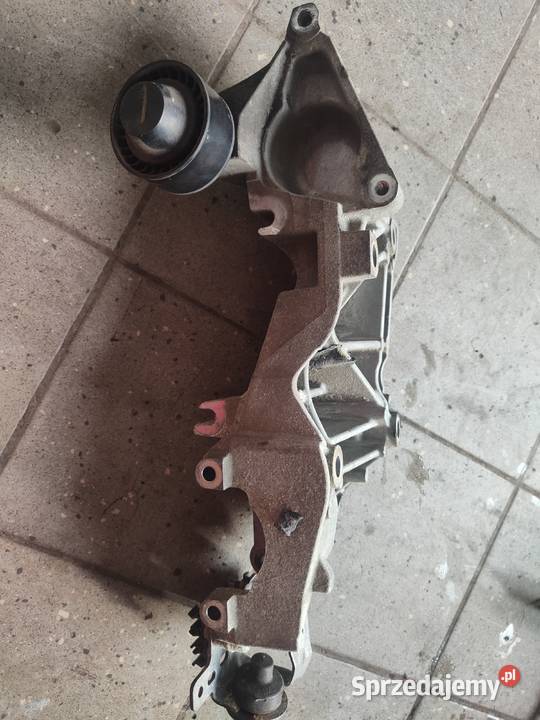 Sprzedam podstawę alternatora 8200527320 Limanowa