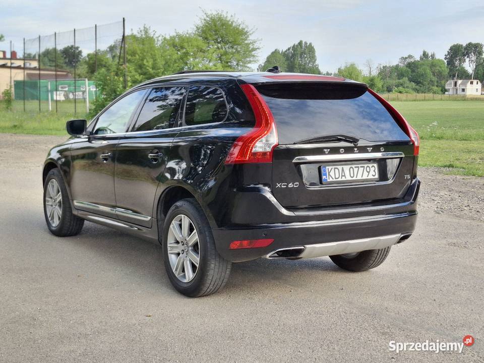 Volvo XC60 20 Benzyna Automat Skóra Bogate Dąbrowa Tarnowska