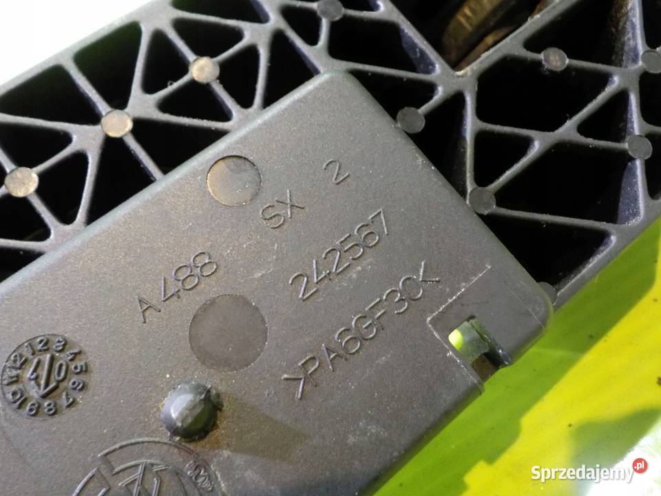 FIAT BRAVO II 07 klamka drzwi lewa przod 242567 osobowe Suków