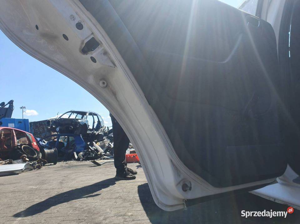 DRZWI LEWE TYŁ SKODA OCTAVIA I LIFT LF9E Lipno