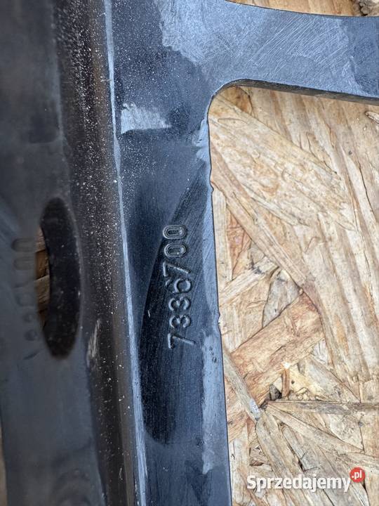 Zawias maski BMW 4 IV f32 f33 f36 czarny prawy osobowe Międzychód