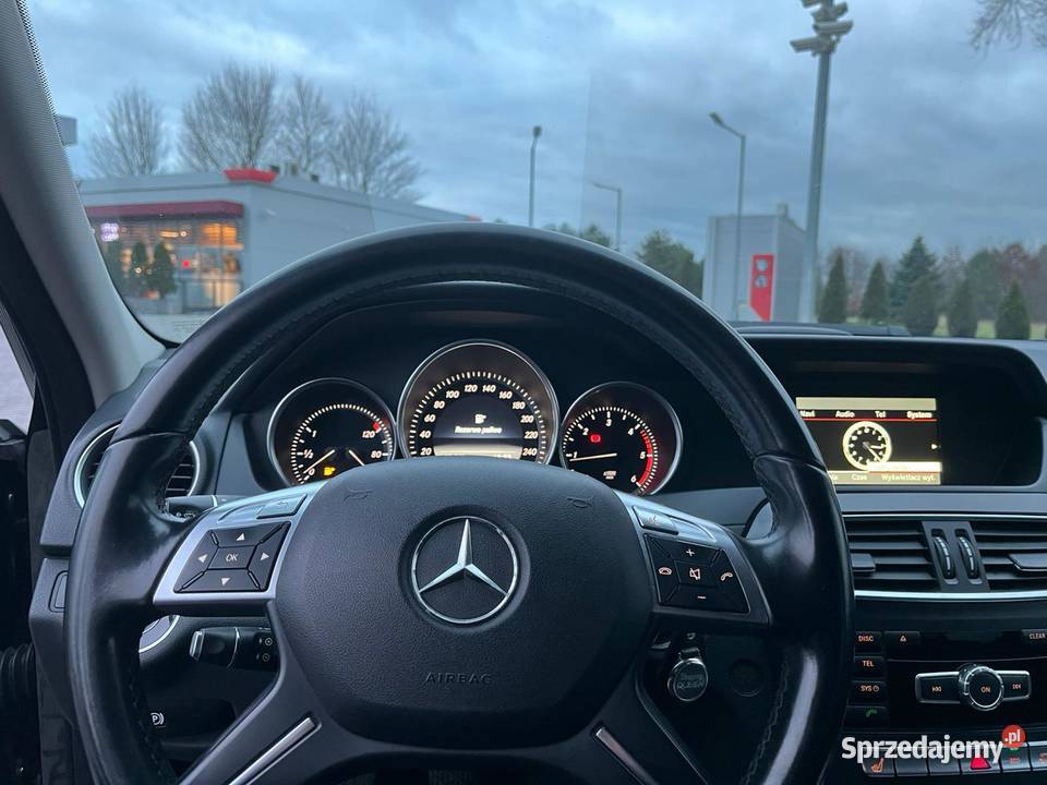 Mercedesbenz Cklasa 220Cdi Lift produkcji 2013 CD Namysłów sprzedam