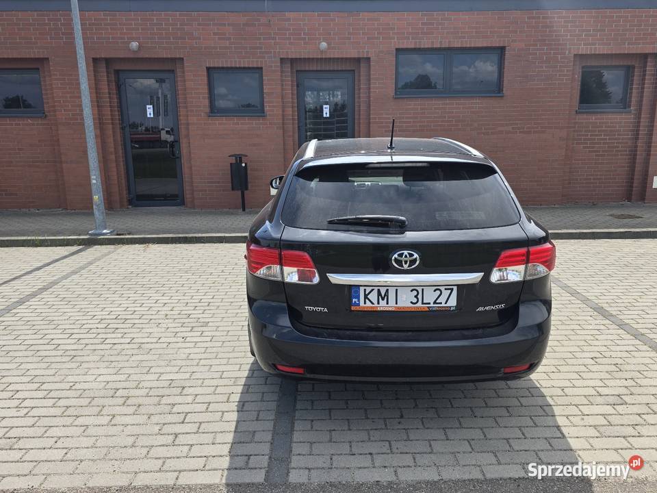 Toyota Avensis t27 251000km Krosno