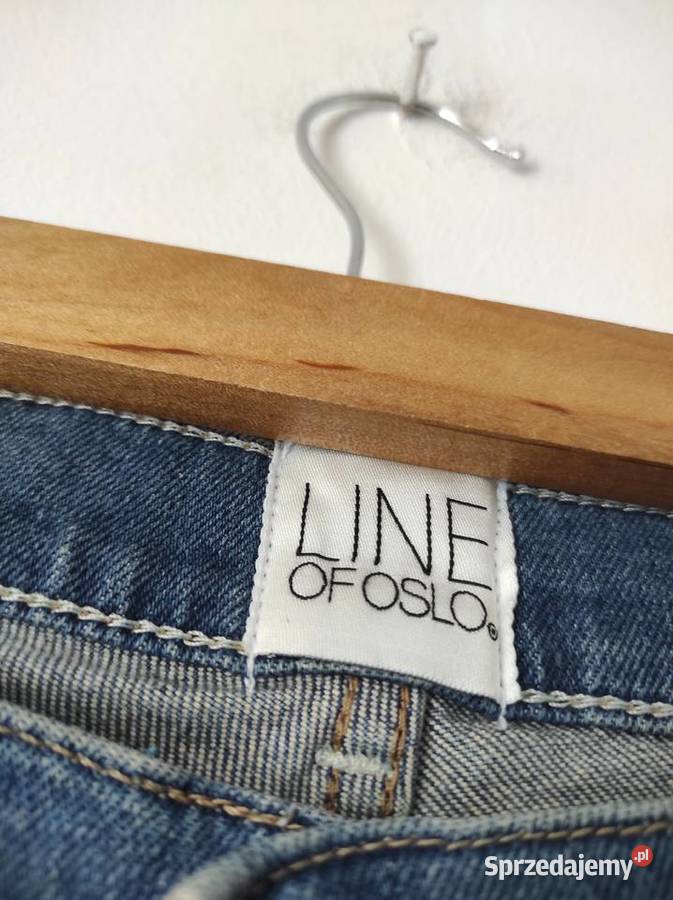 spodnie jeansowe line of oslo M przecierania na Spodnie Białka sprzedam