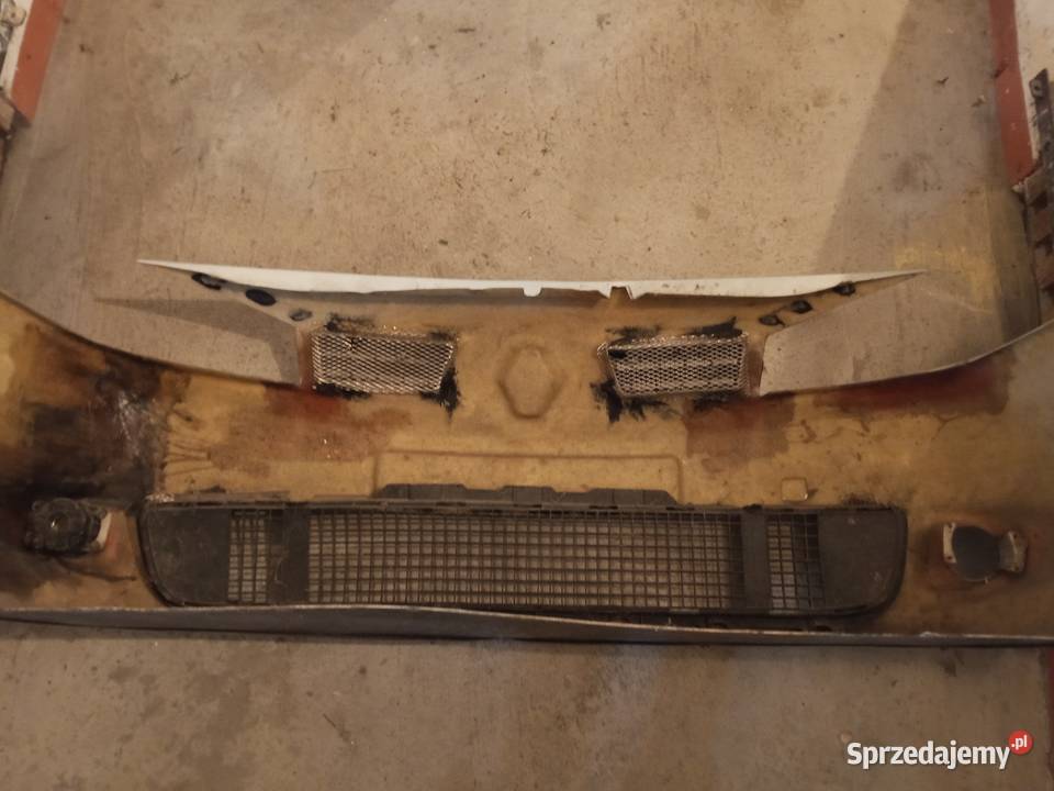 Renault Megane II RS Zderzak przód przedni