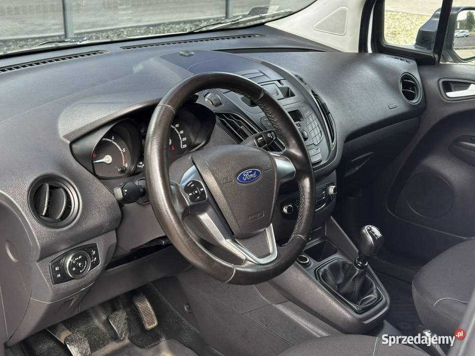 Ford Transit Courier Salon Klimatyzacja Eleszyby autoalarm Ford opolskie Kąty Opolskie