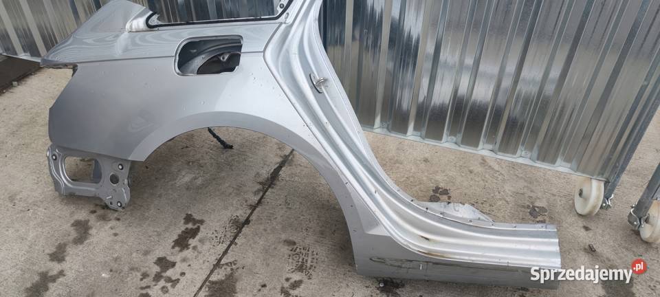 BŁOTNIK TYŁ PRÓG ĆWIARTKA PRAWA AUDI A4 B9 KOMBI