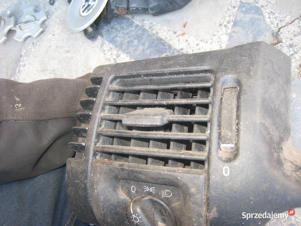 Kratka nawiewu lewa Opel Vectra B 9602 Kraków