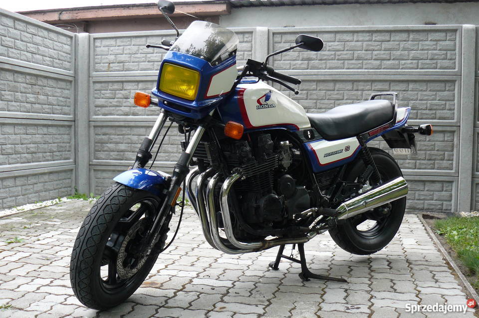 Honda cb 700