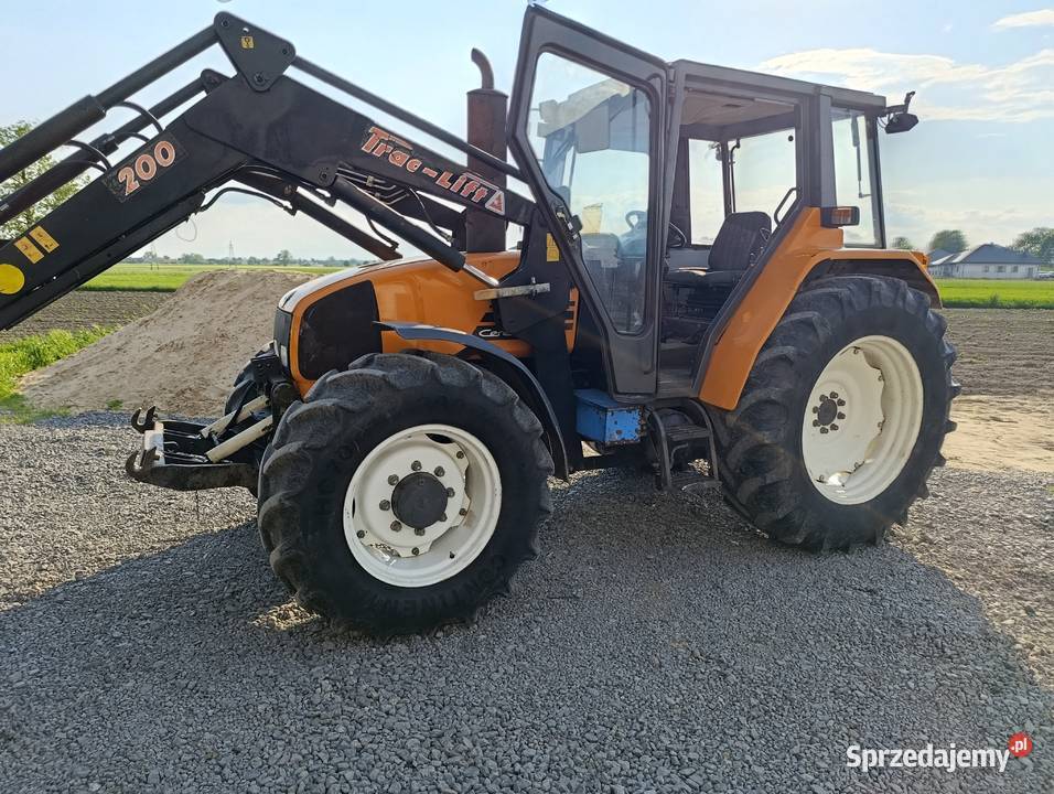 Ciągnik rolniczy renault ceres 95 Borki sprzedam